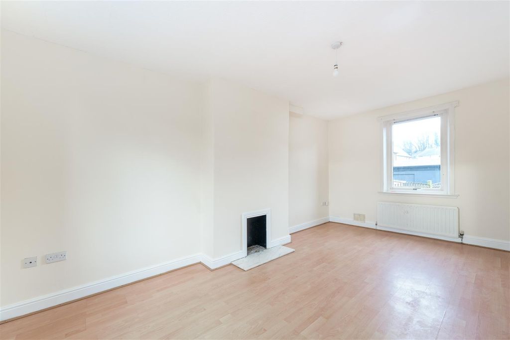 Additional image 3 of 3 bed semi-detached house for sale60 Inch Road, Kelso TD5