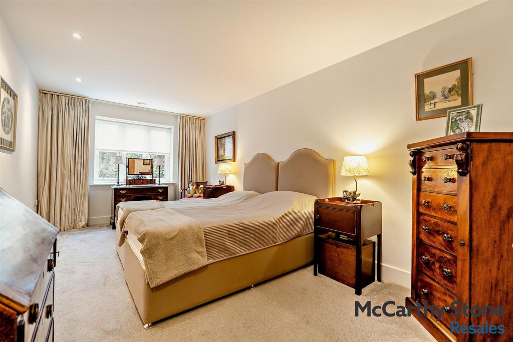 Additional image 8 of 2 bed flat for saleHorsley Place, High Street, Cranbrook, Kent TN17
