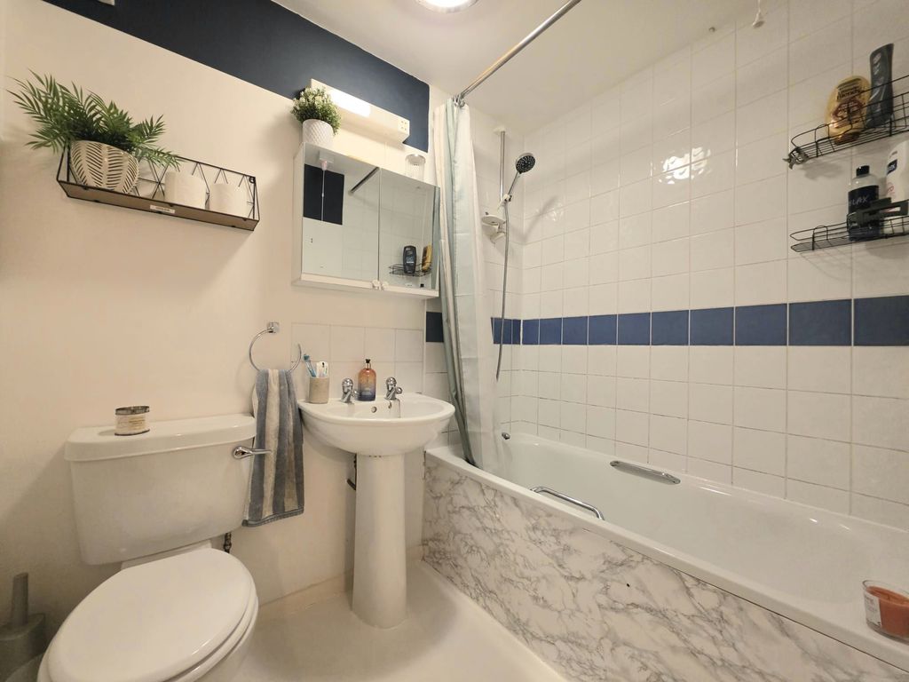 Additional image 9 of 1 bed flat for saleFlat, Jefford House, Copplestone Drive, Exeter EX4