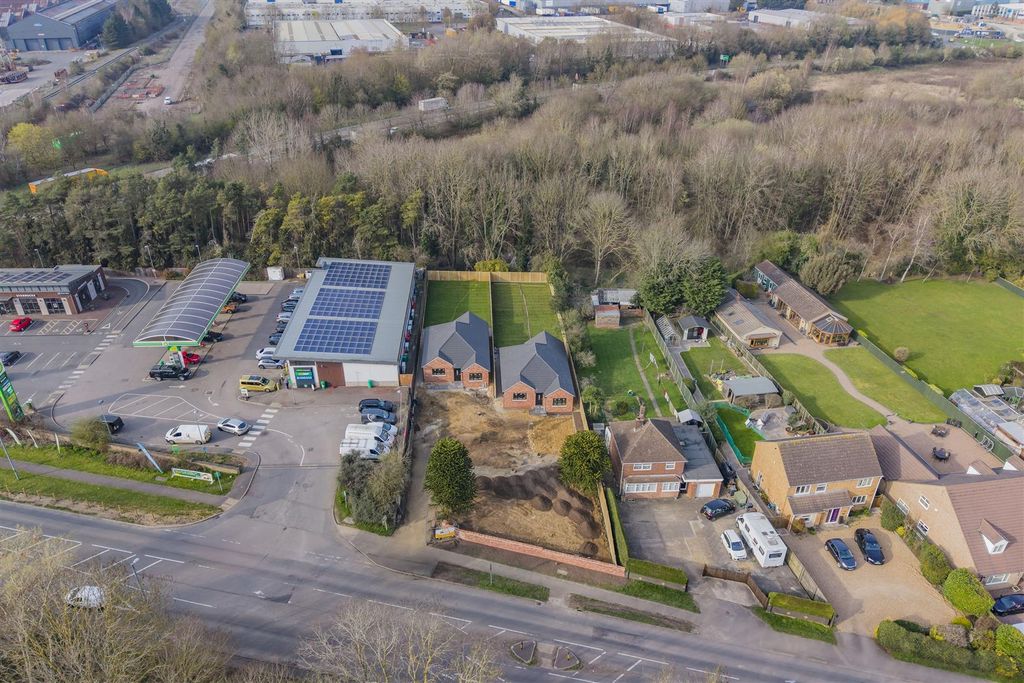 Additional image 6 of 3 bed detached bungalow for saleCorby Road, Weldon, Corby NN17