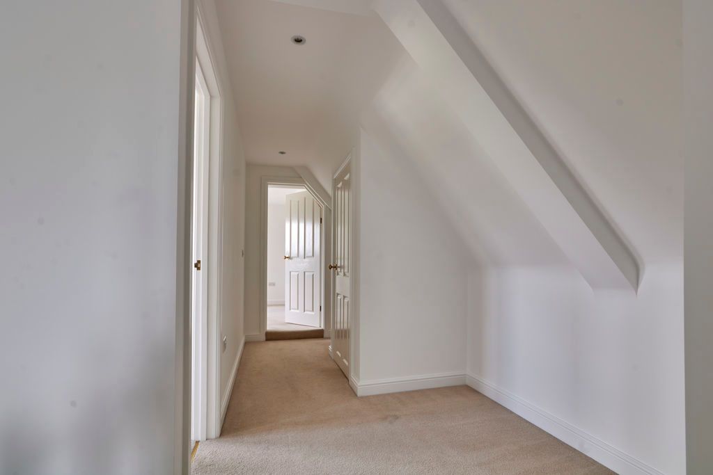 Additional image 11 of 2 bed flat for saleCleve Lane, Exeter EX4