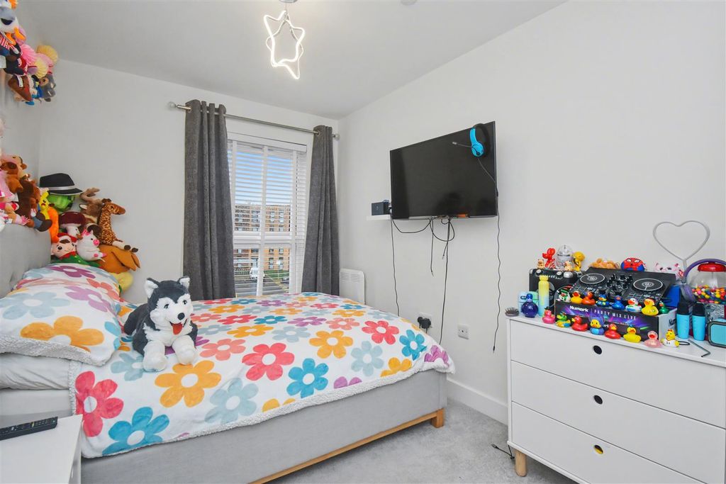 Additional image 12 of 2 bed flat for saleNn18, Bembridge House, Station Road, Corby NN17