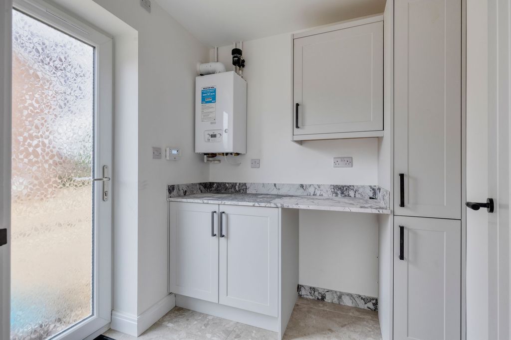 Additional image 15 of 4 bed detached house for salePlot 2, 27 Crewe Road, Shavington, Crewe CW2
