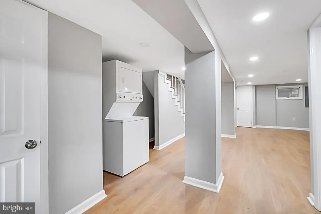 Additional image 5 of 727 Otis Place NW, Washington, DC 20010