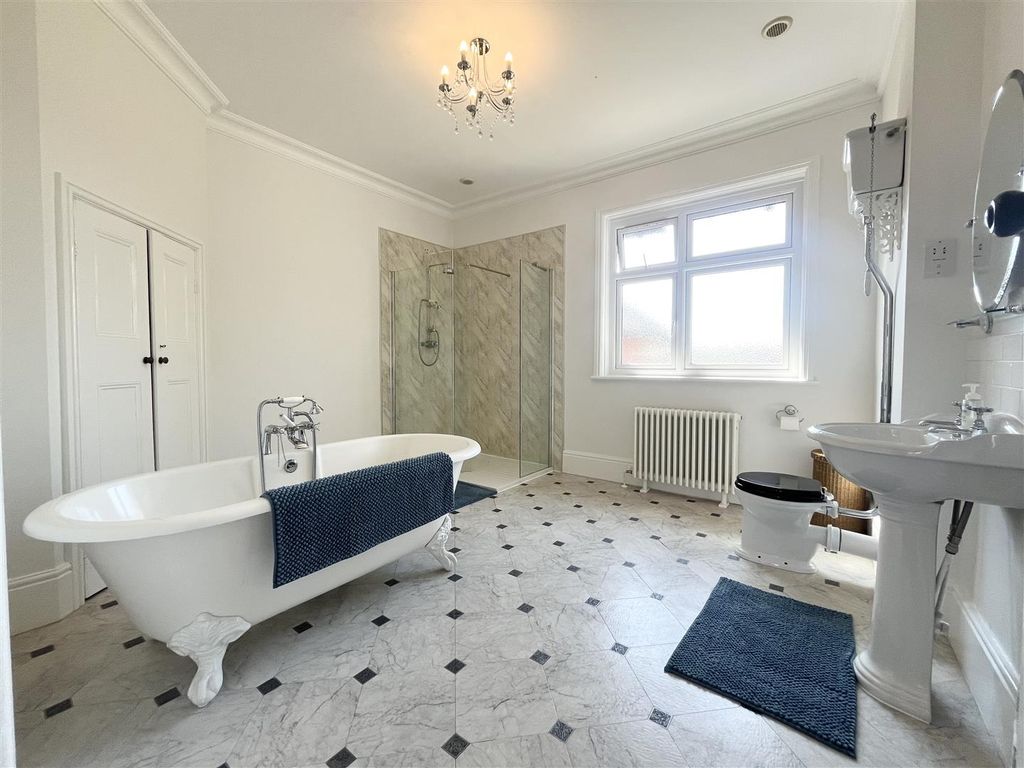 Additional image 59 of 5 bed detached house for salePark Lane, Congleton CW12