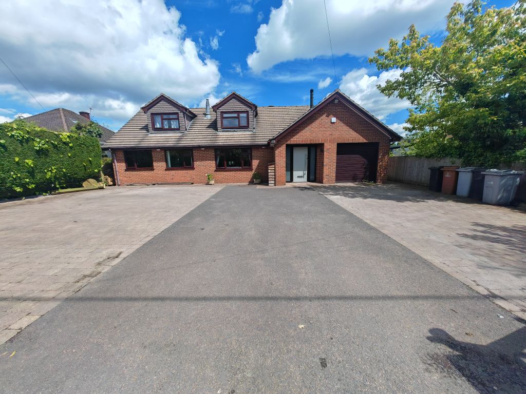 6 bed detached house for saleSydney Road, Crewe CW1