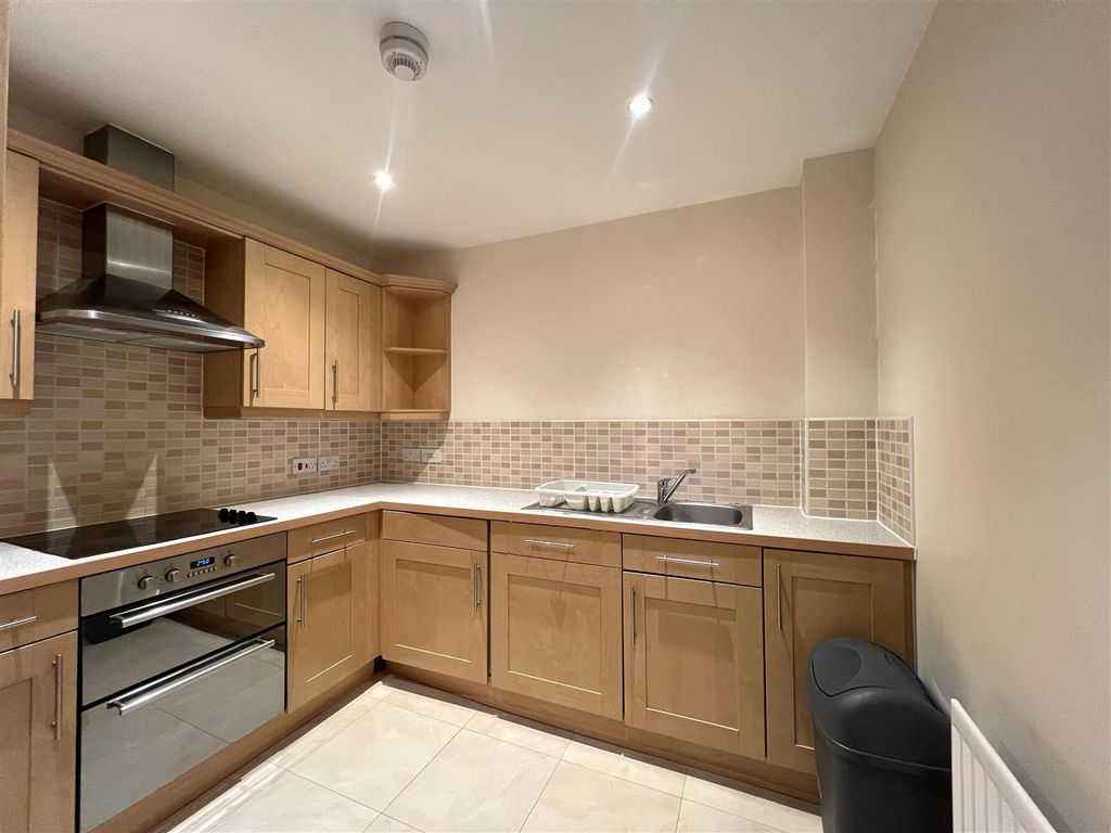 Additional image 5 of 2 bed flat for saleMill Green, Congleton CW12