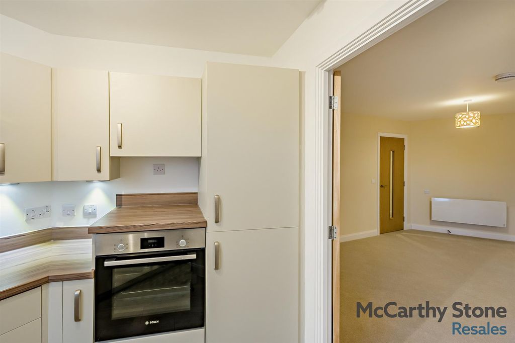 Additional image 11 of 1 bed flat for sale31 Springs Court, Cottingham HU16