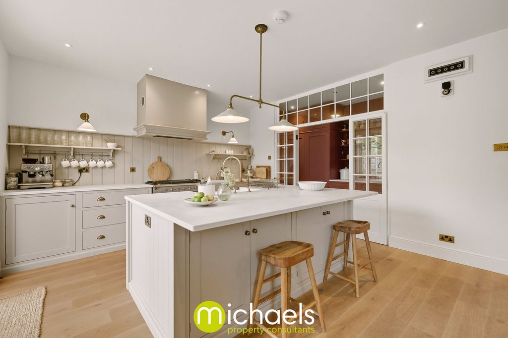 Additional image 9 of 6 bed detached house for saleIreton Road, Lexden, Colchester CO3