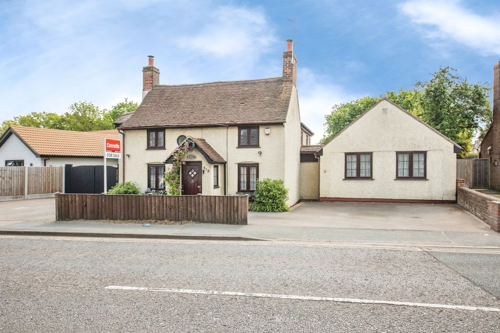 Additional image 2 of 4 bed detached house for saleIpswich Road, Colchester CO4