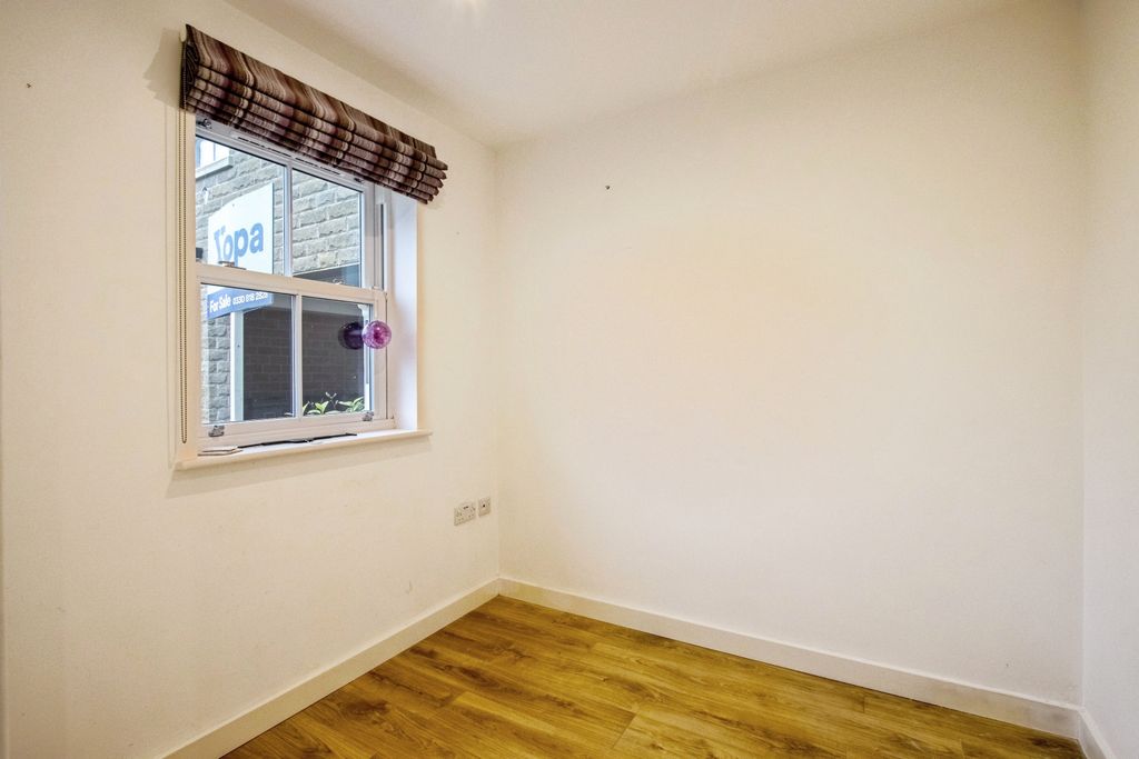 Additional image 12 of 2 bed flat for saleHalifax Road, Liversedge WF15