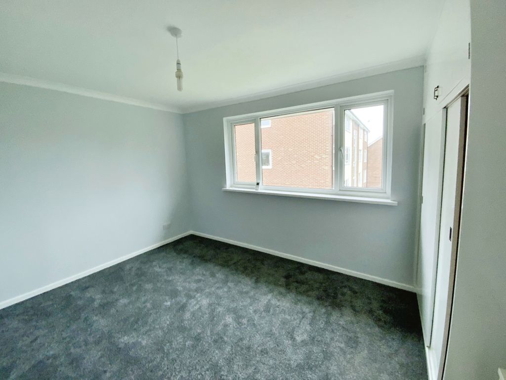 Additional image 6 of 2 bed flat for saleSouth Street, Cottingham HU16
