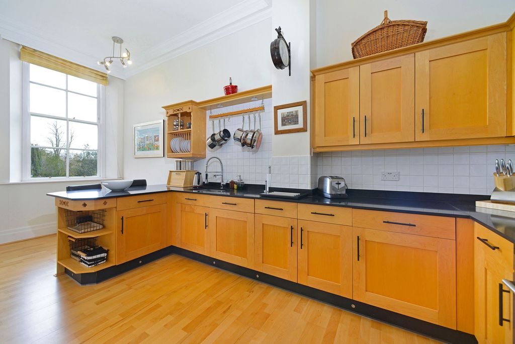 Additional image 2 of 2 bed flat for saleElmbridge Road, Cranleigh GU6
