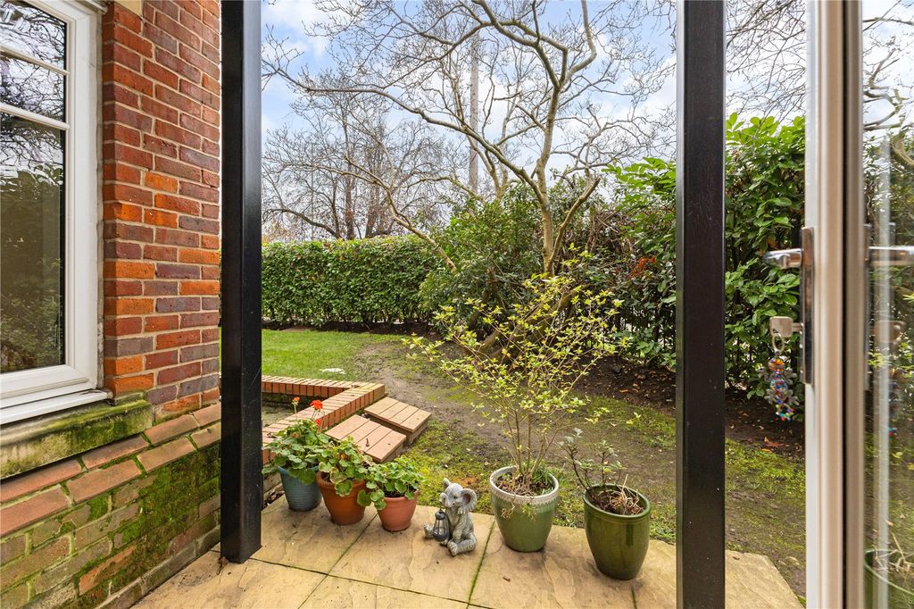 Additional image 14 of 3 bed flat for saleBetween Streets, Cobham, Surrey KT11