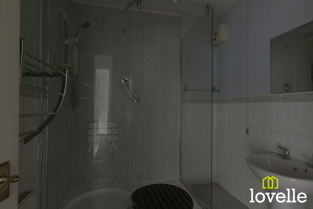 Additional image 10 of 2 bed flat for saleElm Tree Court, Cottingham HU16