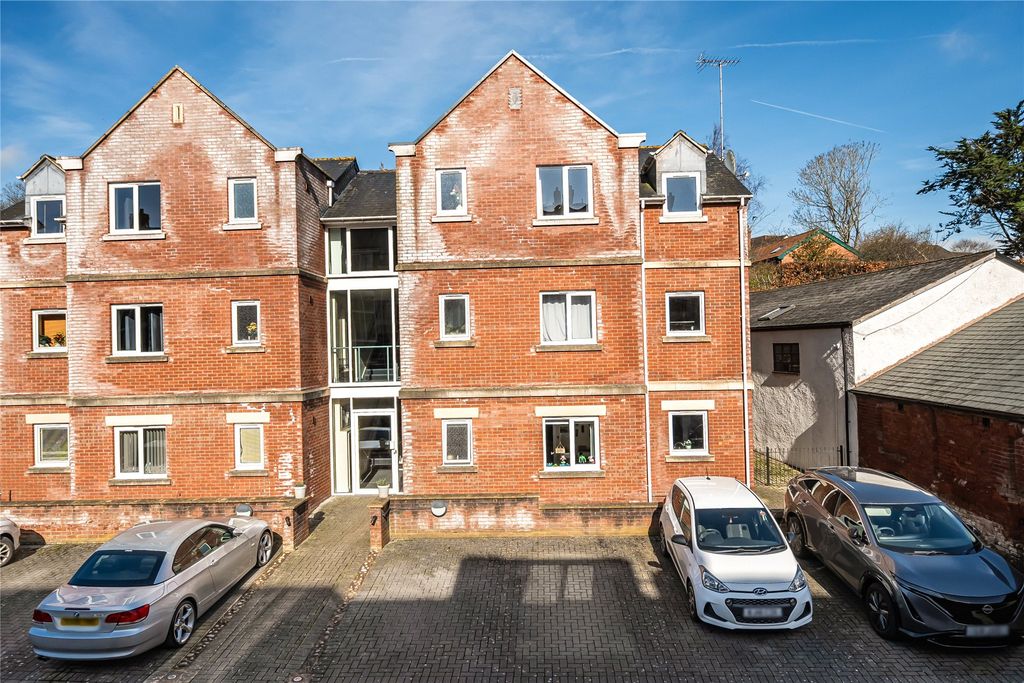 Additional image 8 of 2 bed flat for saleParliament Square, Parliament Street, Crediton, Devon EX17