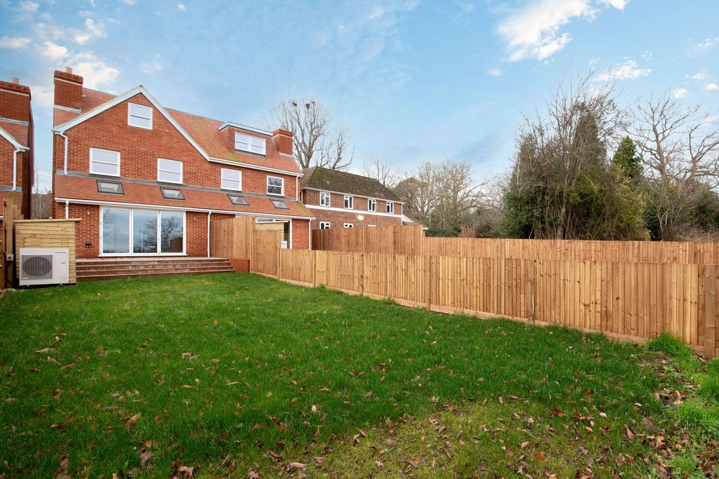 Additional image 19 of 4 bed semi-detached house for saleSycamore House, Waterloo Road, Cranbrook TN17