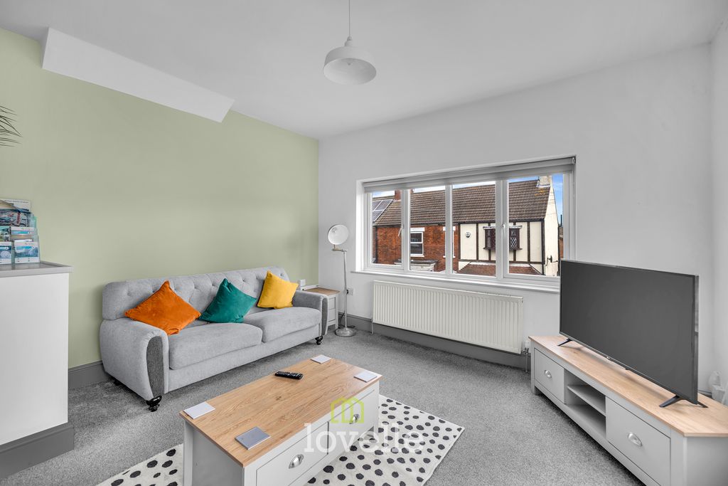 Additional image 21 of 4 bed end terrace house for saleThrunscoe Road, Cleethorpes DN35
