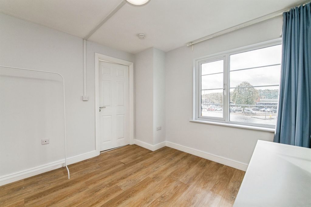 Additional image 5 of 2 bed flat for saleCowley Bridge Road, Exeter EX4