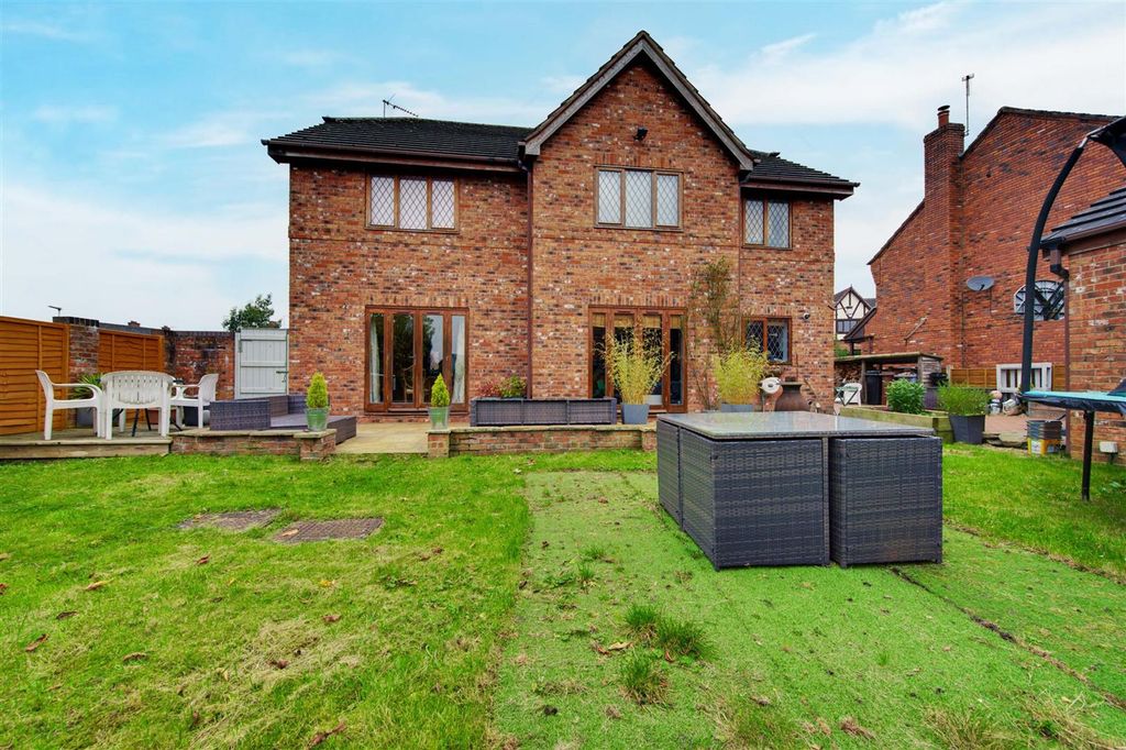Additional image 24 of 5 bed detached house for saleTudor Way, Congleton CW12