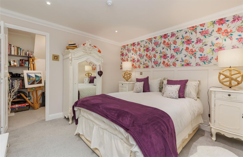 Additional image 18 of 3 bed flat for saleCowes, Isle Of Wight PO31