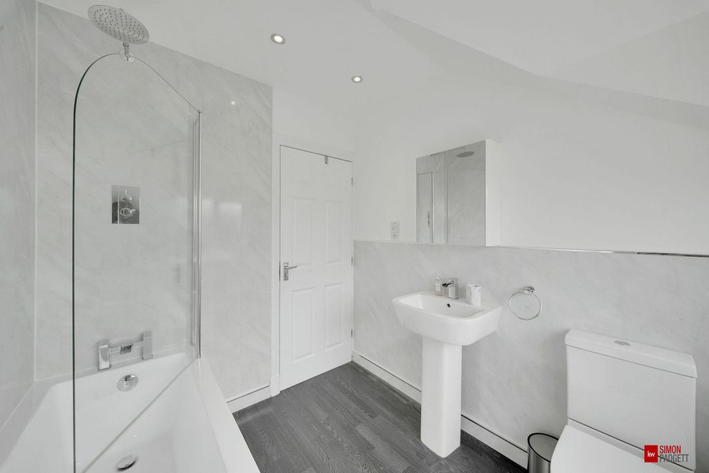 Additional image 18 of 4 bed terraced house for saleStandroyd Road, Colne BB8