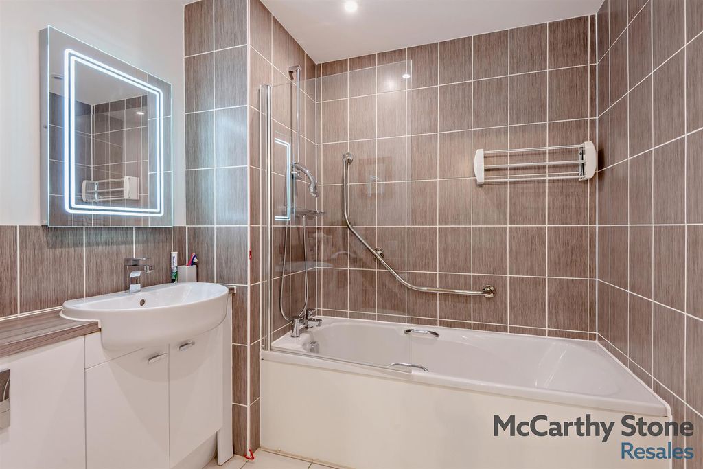 Additional image 10 of 2 bed flat for saleHorsley Place, High Street, Cranbrook, Kent TN17