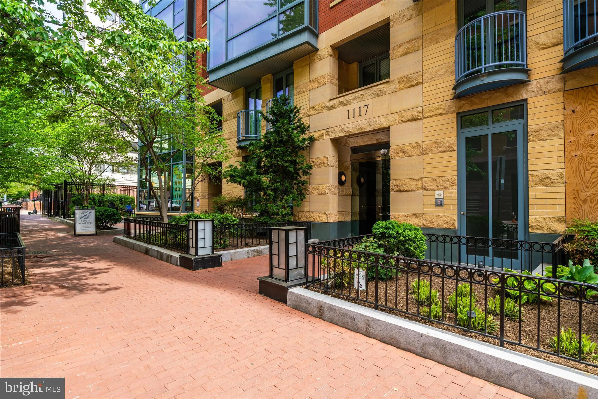 Additional image 96 of 1117 10th Street NW Unit 1009, Washington, DC 20001