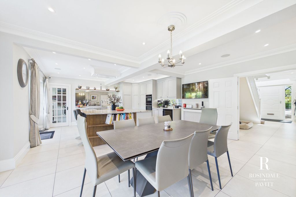 Additional image 8 of 5 bed detached house for saleHow Lane, Chipstead CR5