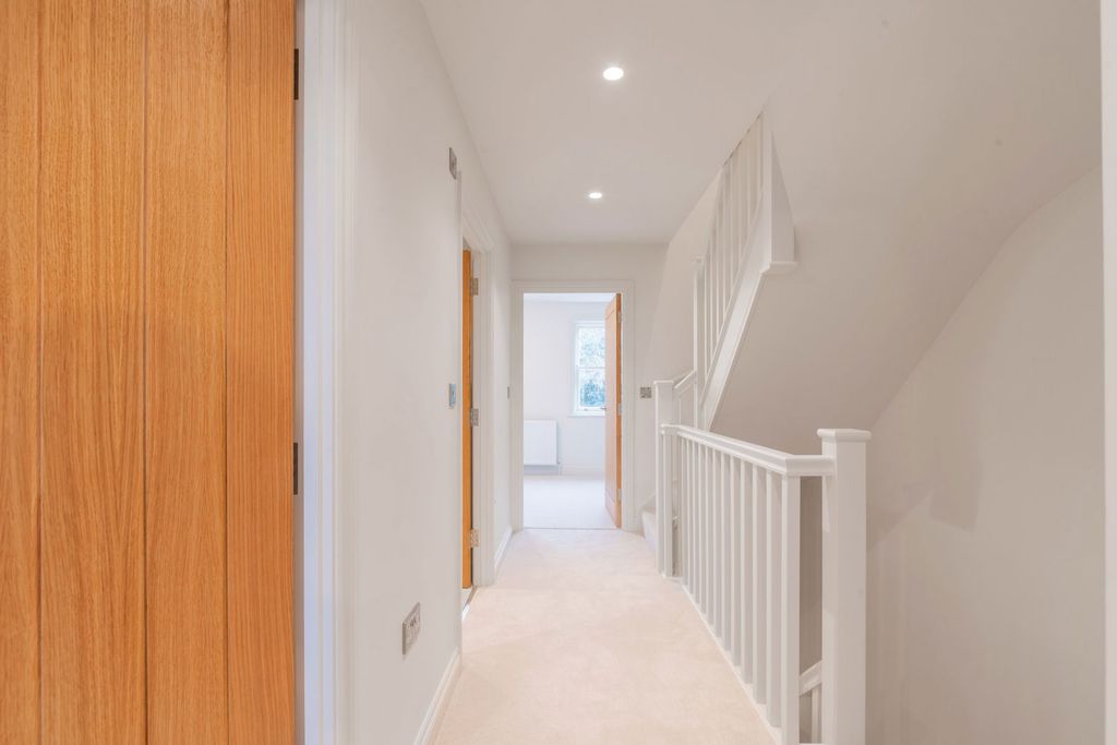 Additional image 11 of 4 bed semi-detached house for saleSycamore House, Waterloo Road, Cranbrook TN17