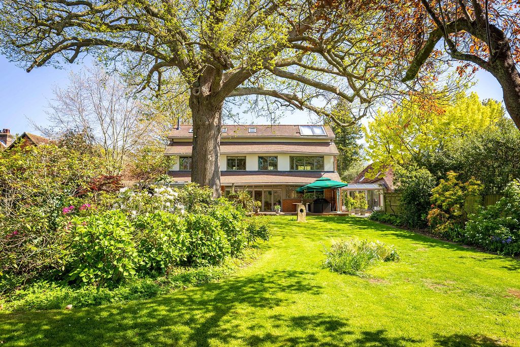 Additional image 2 of 4 bed detached house for saleGuildford Road, Cranleigh, Surrey GU6