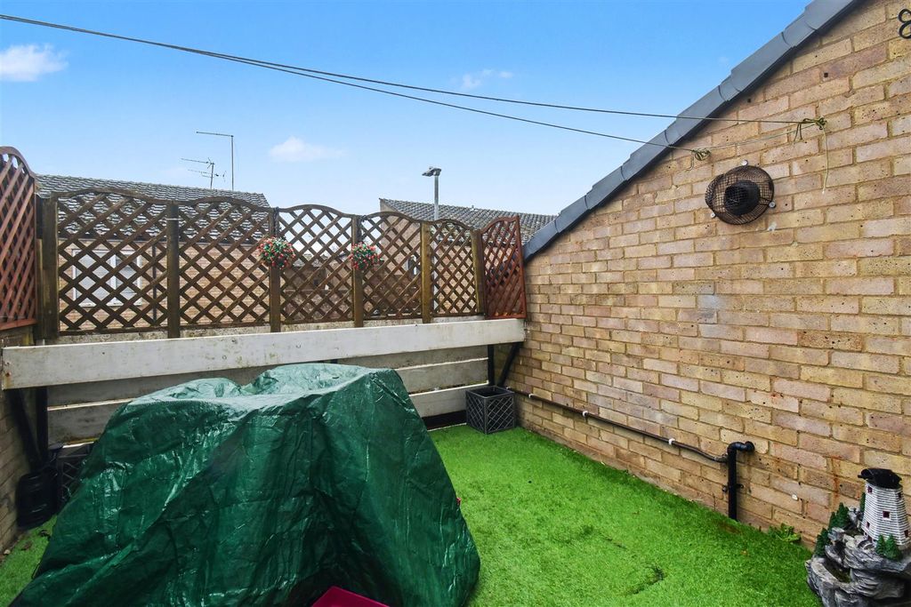 Additional image 15 of 3 bed flat for saleNN18, Epsom Walk, Corby