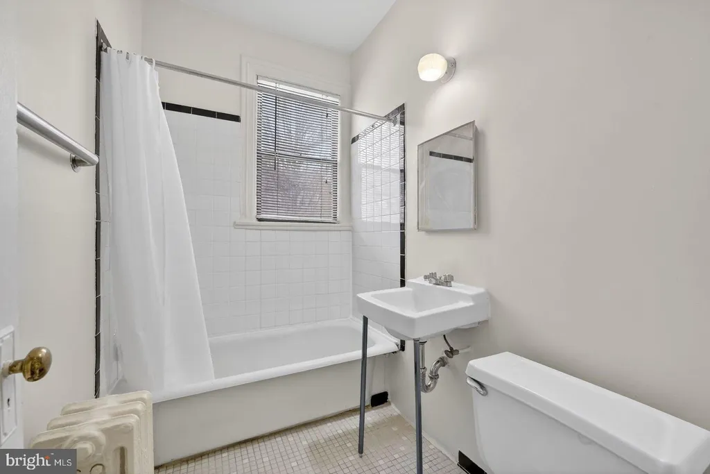 5400 7th Street NW Unit 102, Washington, DC 20011