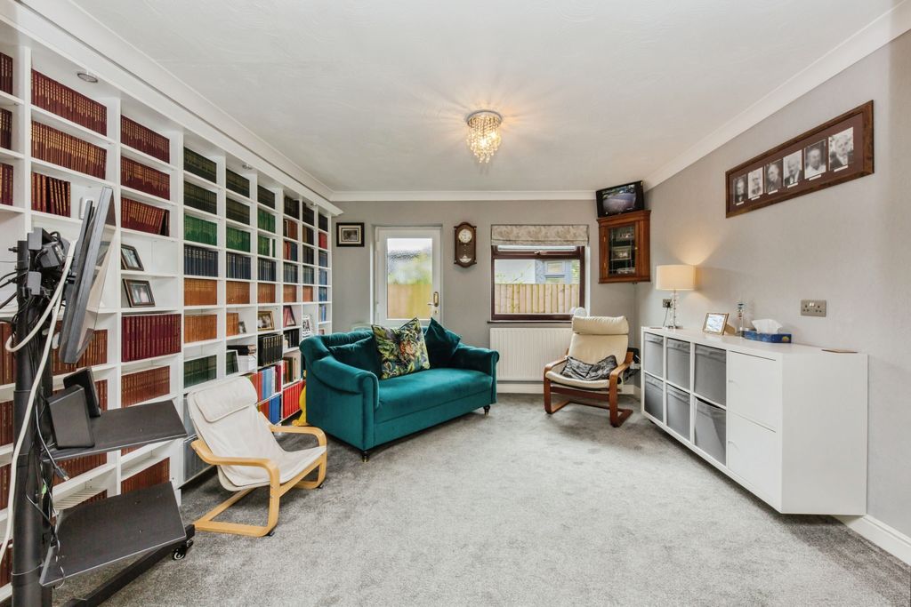Additional image 6 of 6 bed detached house for saleSydney Road, Crewe CW1