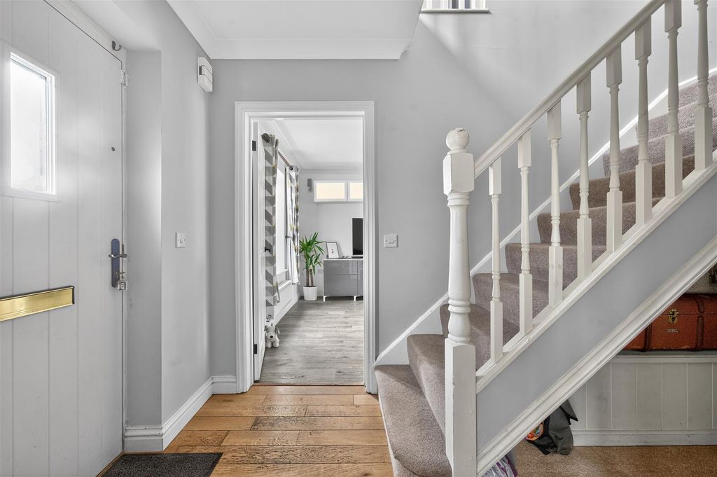 Additional image 4 of 4 bed detached house for salePark Lane, Corsham SN13
