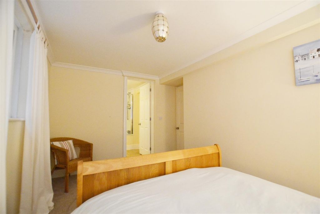 Additional image 13 of 2 bed flat for saleWogan Terrace, Saundersfoot SA69