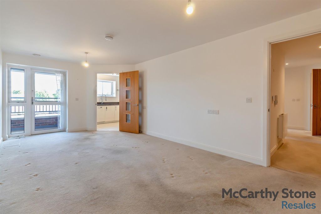 Additional image 7 of 2 bed flat for saleLancer House, Butt Road, Colchester CO2