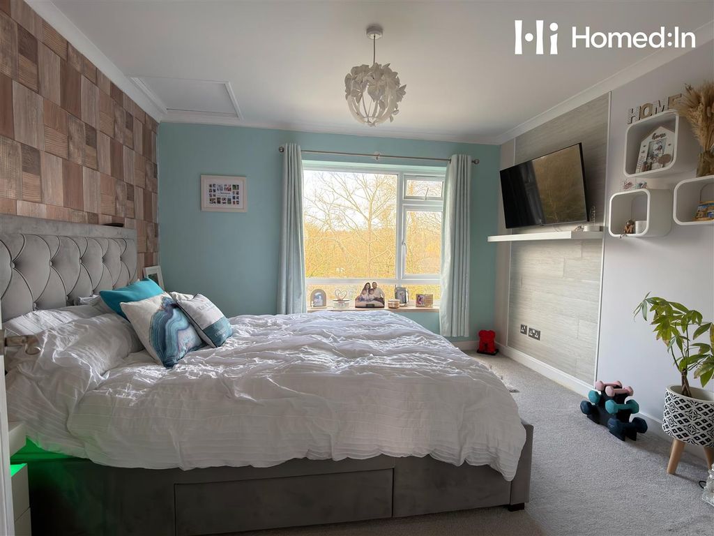 Additional image 16 of 2 bed flat for saleHailey Place, Cranleigh GU6