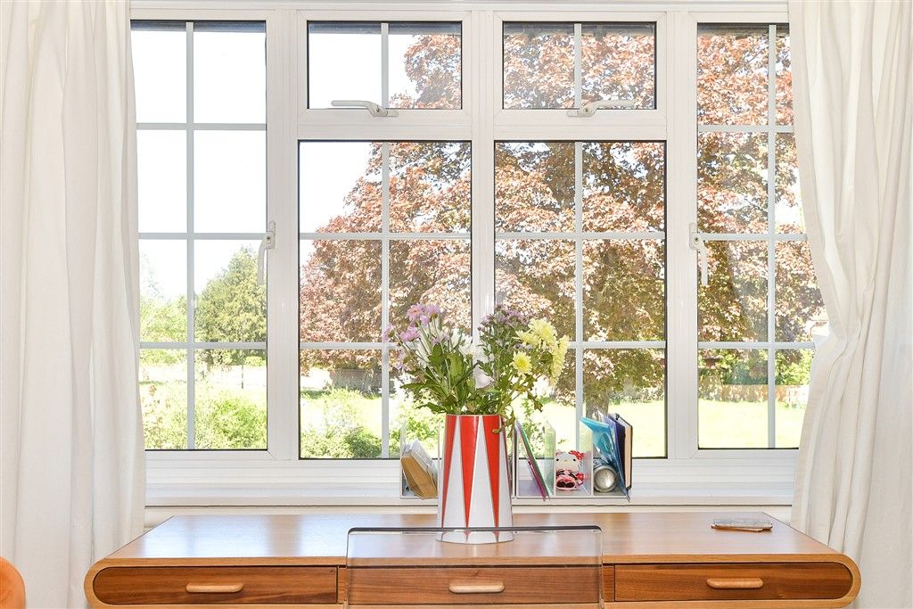Additional image 8 of 2 bed maisonette for saleSt. James's Place, Cranleigh, Surrey GU6