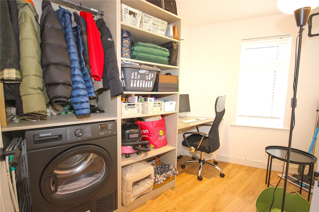 Additional image 9 of 2 bed flat for sale52 Queen Street, Seaton EX12