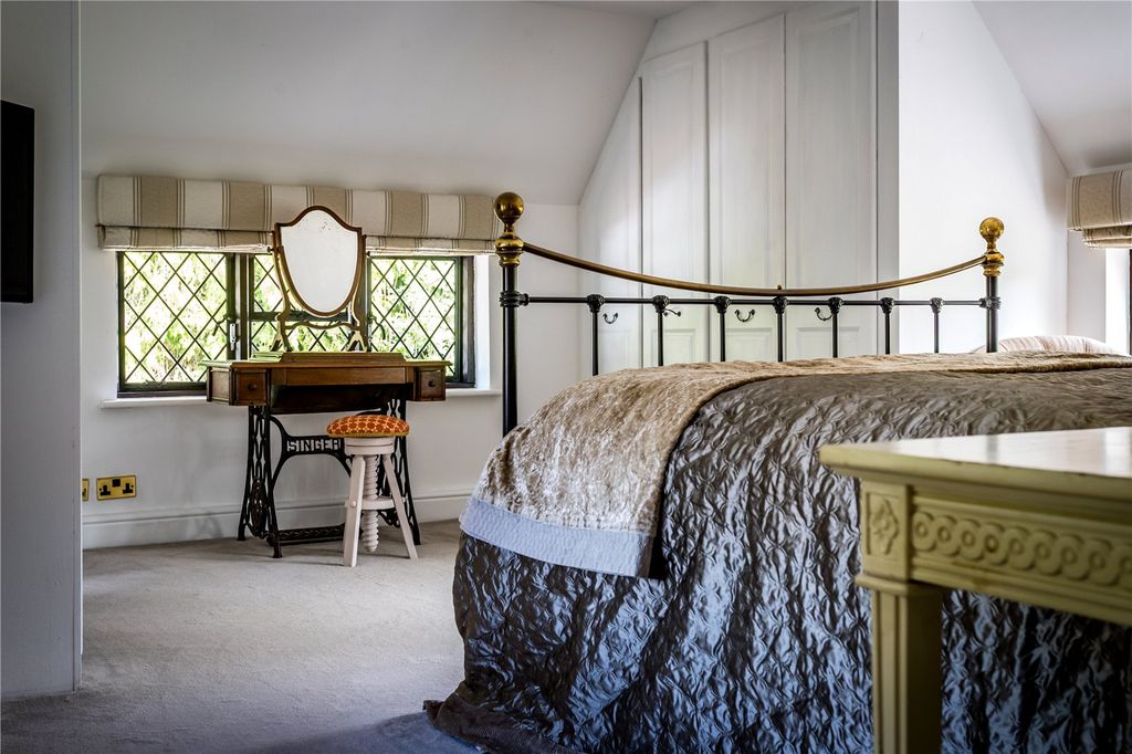 Additional image 27 of 6 bed detached house for saleAlfold Road, Cranleigh, Surrey GU6