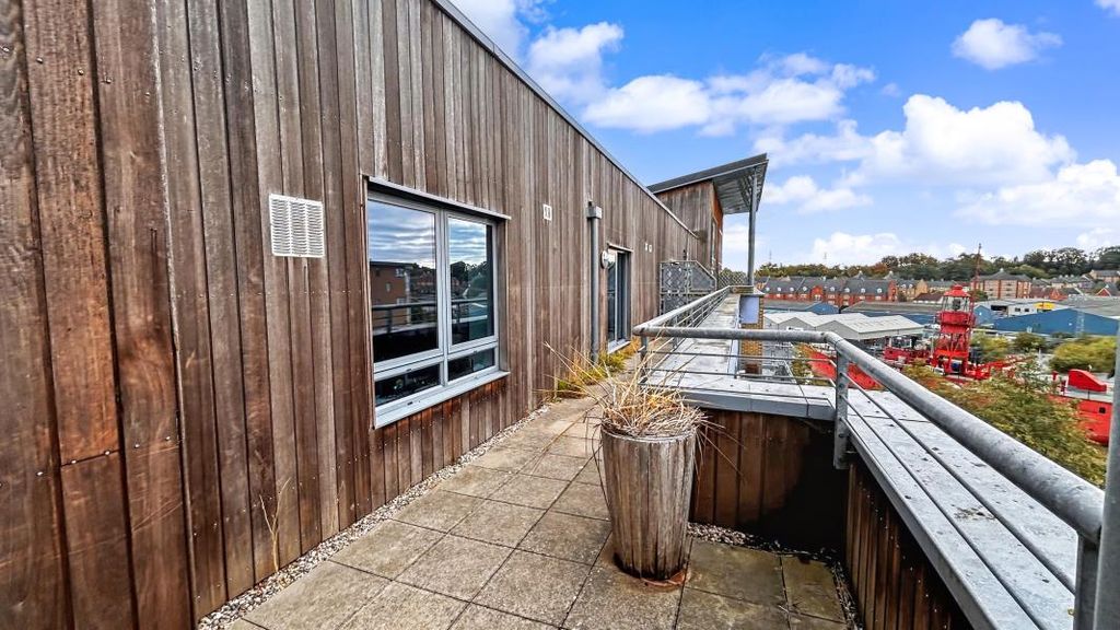 Additional image 11 of 3 bed flat for saleQuayside Drive, Colchester CO2