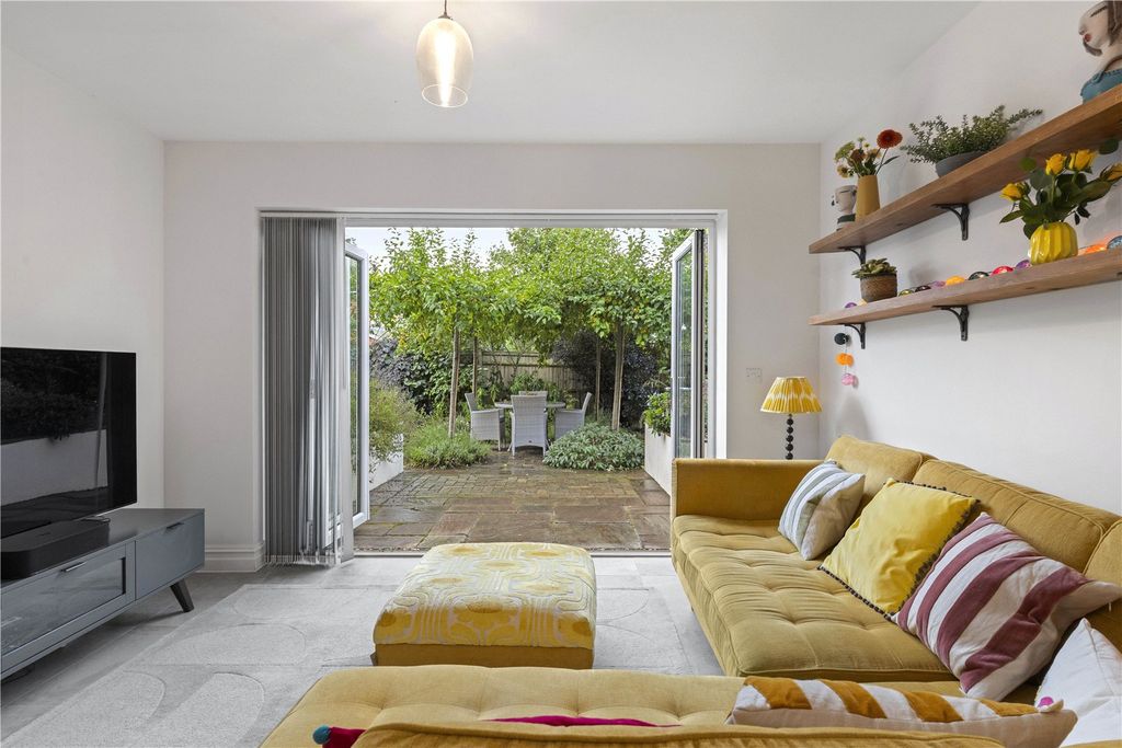 Additional image 16 of 5 bed detached house for saleLeith Way, Cranleigh, Surrey GU6