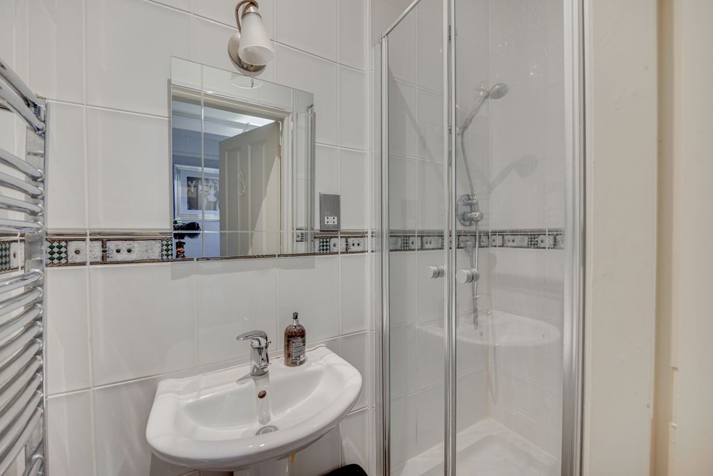 Additional image 13 of 2 bed flat for saleNewcastle Road, Congleton CW12