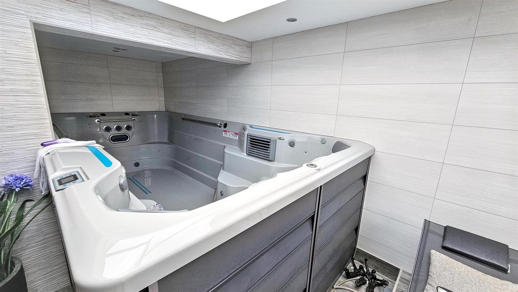 Additional image 23 of 4 bed detached house for saleJacks Walk, Hugglescote, Coalville LE67