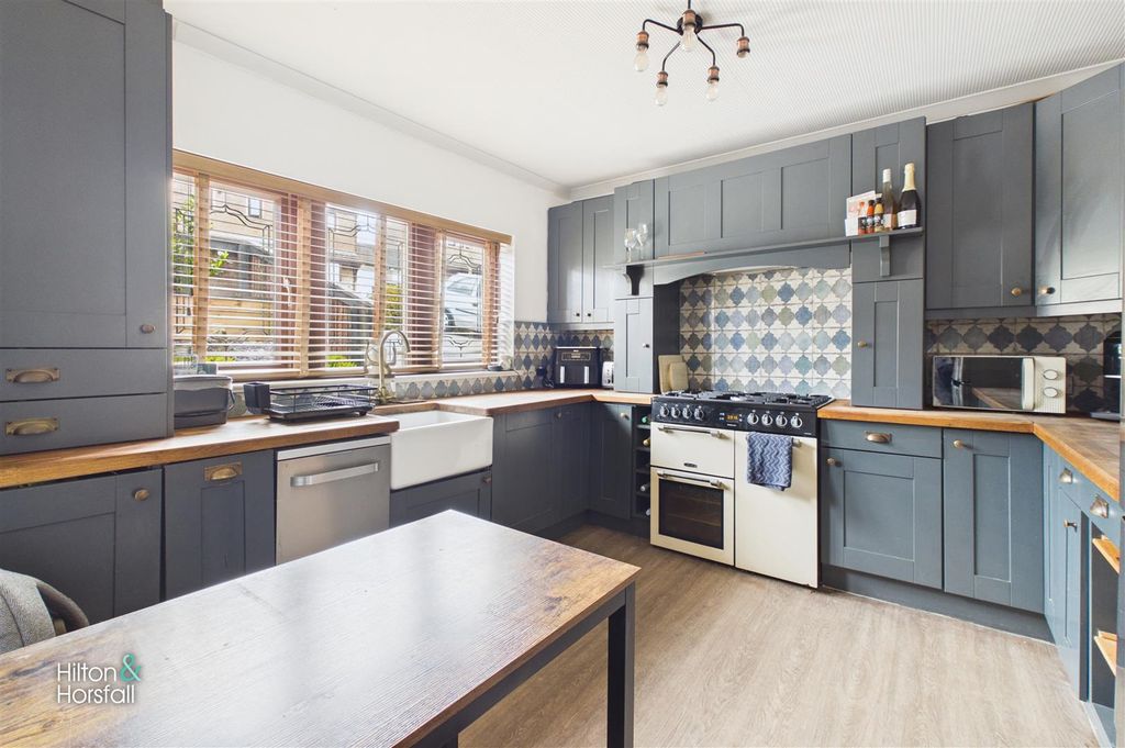 Additional image 7 of 3 bed semi-detached house for saleBarnfield Close, Colne BB8