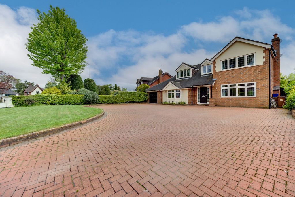 4 bed detached house for saleCedar Court, Mossley CW12