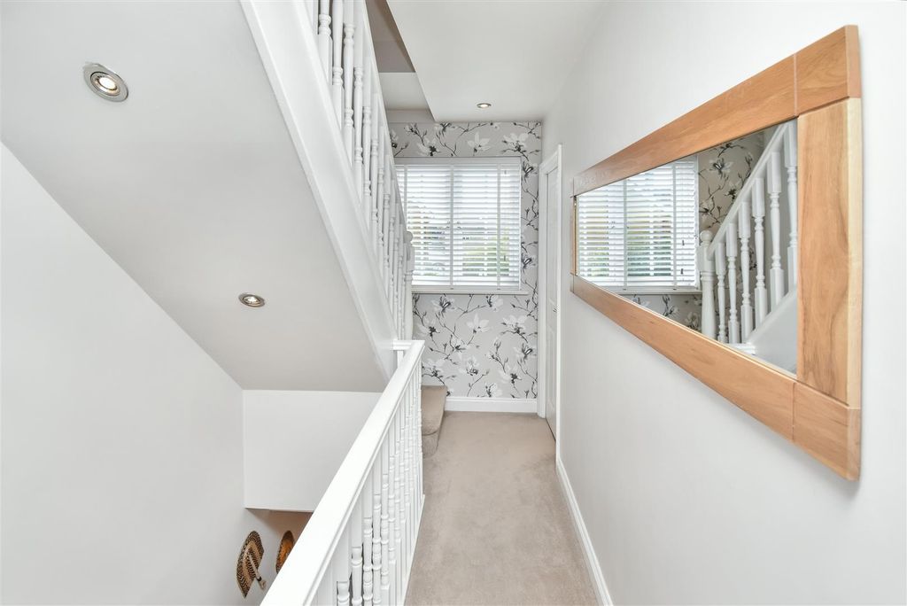 Additional image 15 of 6 bed detached house for saleNN17, Bramblewood Road, Weldon