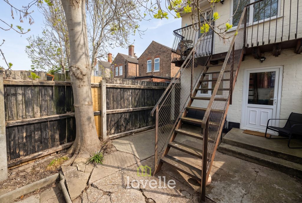 Additional image 35 of 4 bed end terrace house for saleThrunscoe Road, Cleethorpes DN35