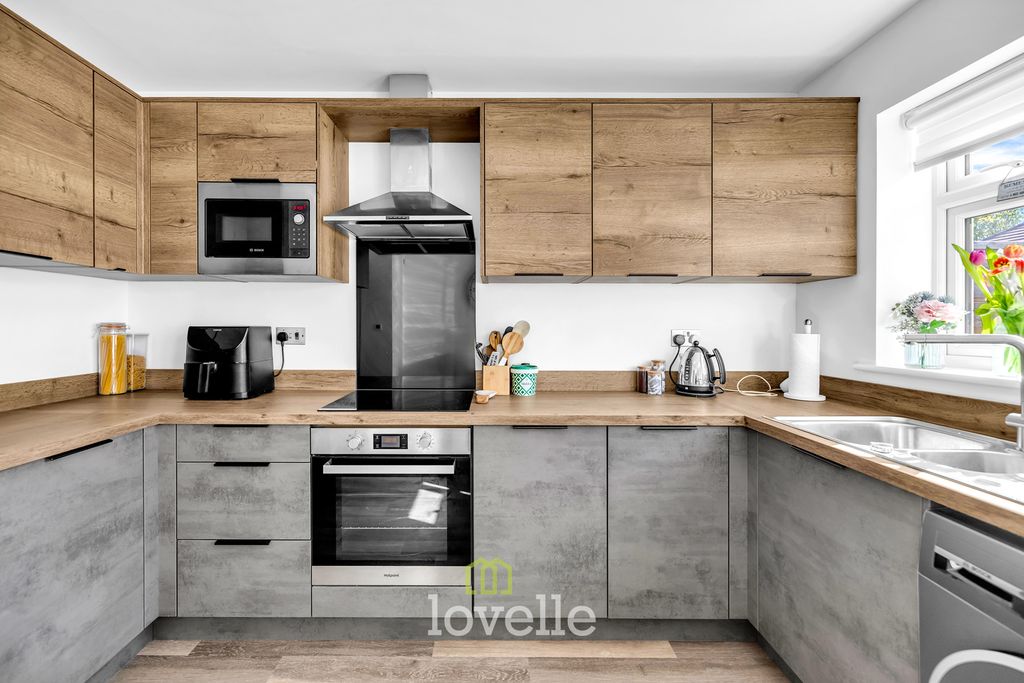 Additional image 10 of 3 bed semi-detached house for saleHighgate, Cleethorpes DN35